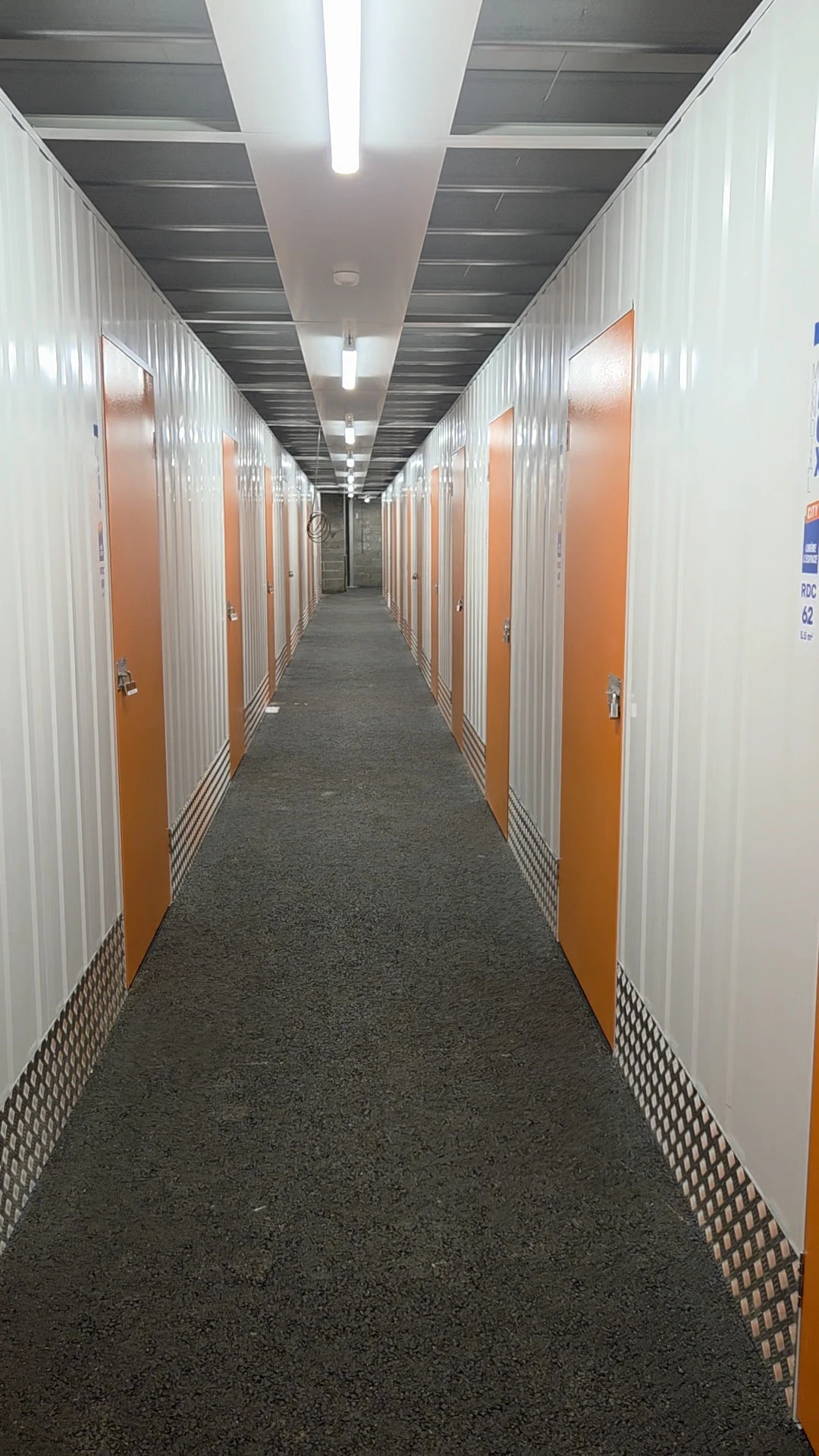 box-de-stockage-mondialbox-laval-1
