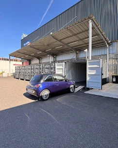 Box à louer Saint-Etienne (Andrézieux-Bouthéon - Loire) selfstockage sécurisé flexible sans engagement à MondialBox Andrezieux p