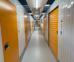 box de stockage indoor sécurisés à louer MondialBox Andrézieux - Saint-Etienne