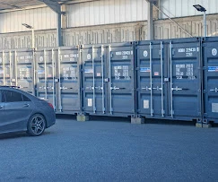 Garde meuble - box à louer flexible à MondialBox Andrézieux-Bouthéon à coté de Saint-Etienne - Centre sécurisé pour tout ranger,