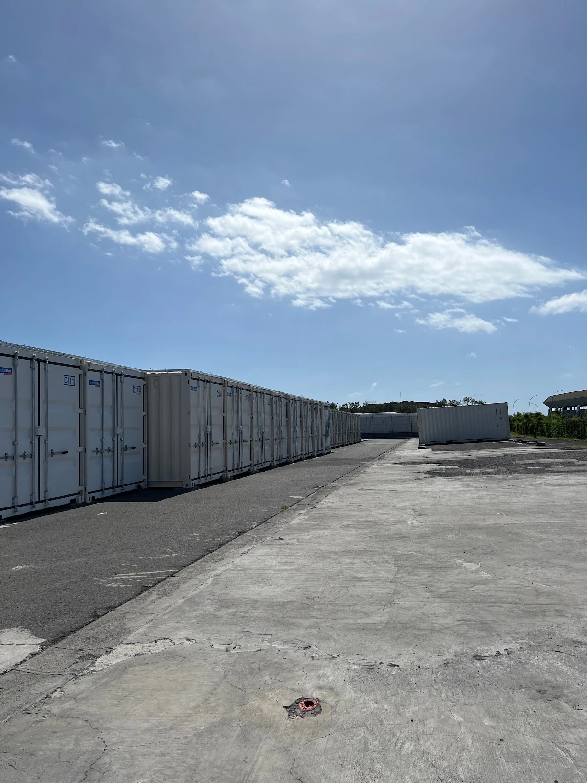 Garde meuble et box de stockage : Le Port (974 - La Réunion) — STOCK AVENUE