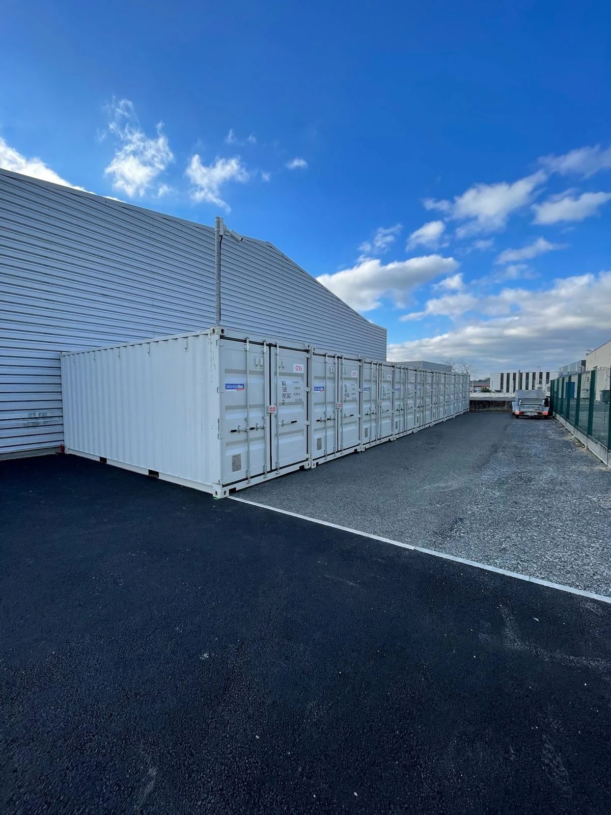 garde-meuble-tours37