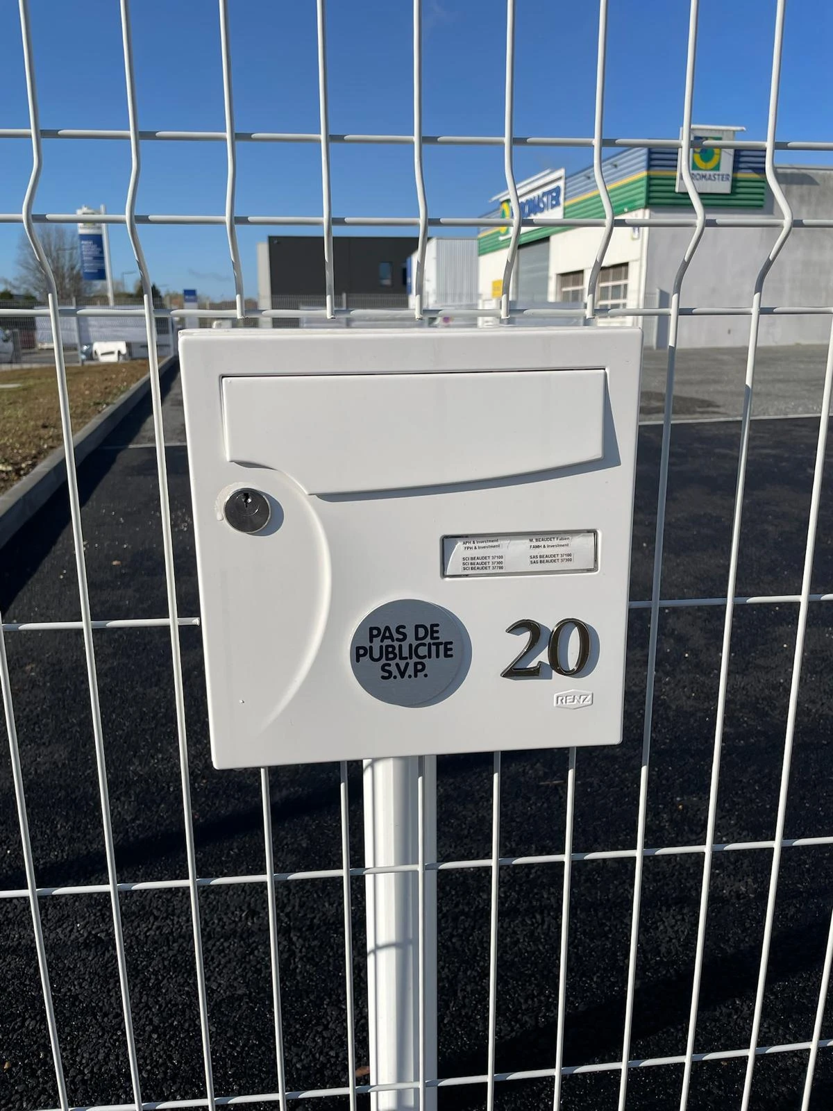 garde-meuble-tours53